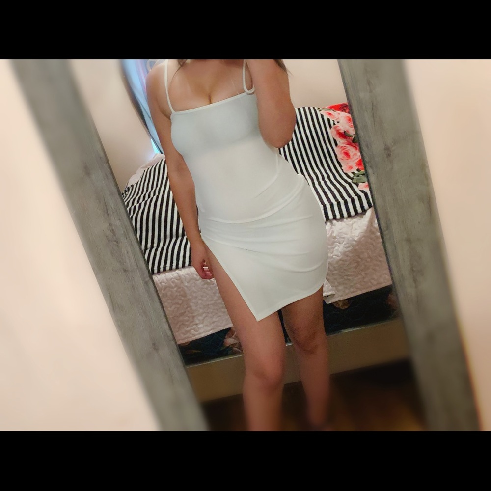New!!! White Bodycon dress